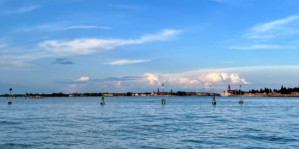 🔶 #17: "What if journalism was a place you could walk into again?”